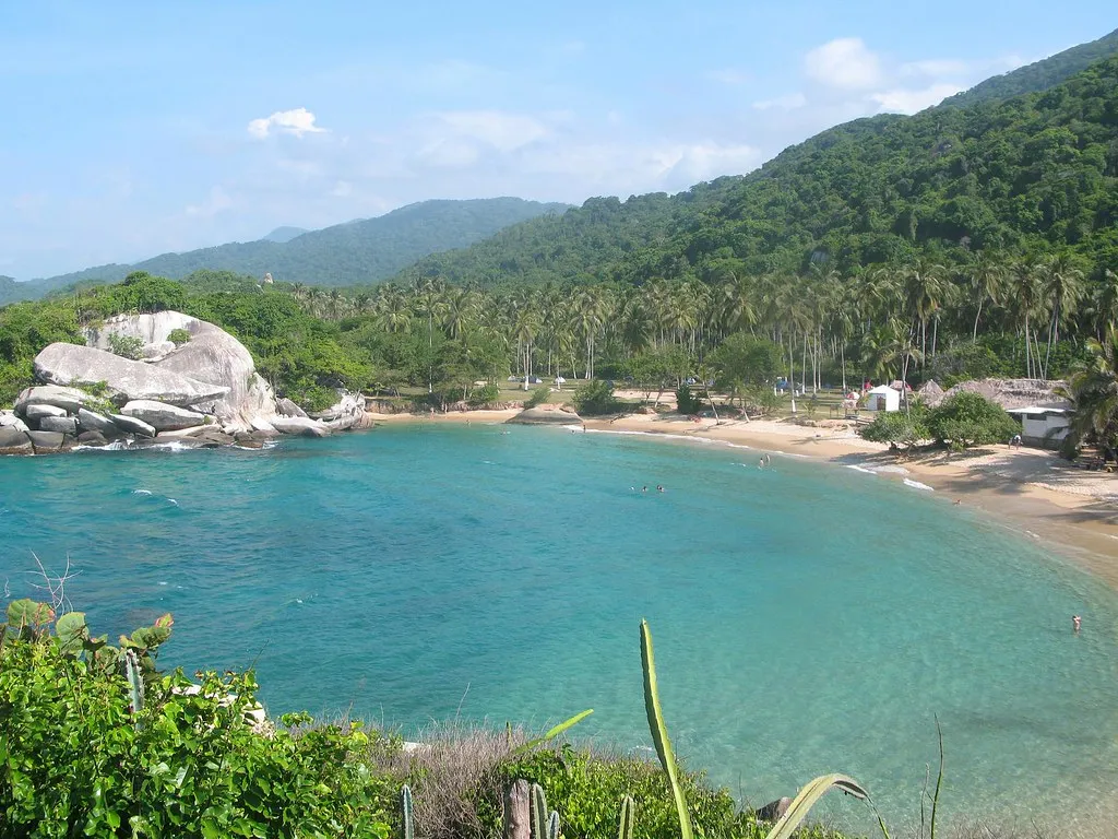 The bay seen from the trail